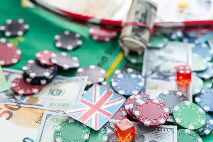 Canadian dollars, casino chips, and dice representing KOHO casino payments for Canadian players.